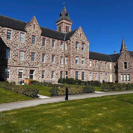 Inverness Great Glen Town House, 5 Minute Drive From Town Centre Dış mekan fotoğraf