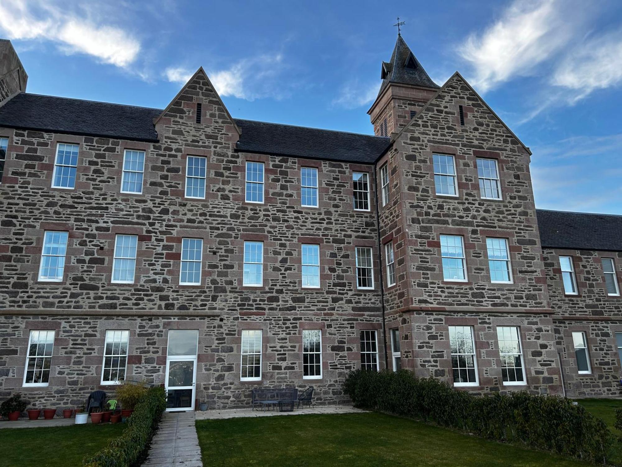 Inverness Great Glen Town House, 5 Minute Drive From Town Centre Dış mekan fotoğraf